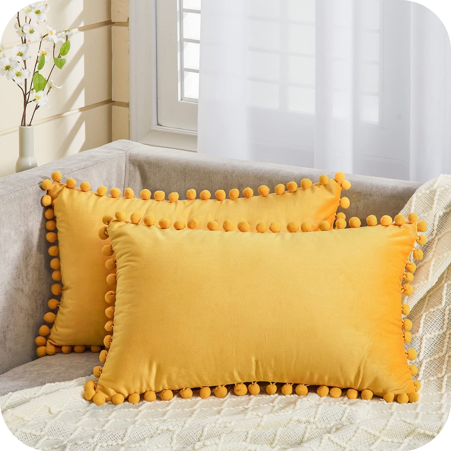 Topfinel Federe Cuscini in Velluto per Divano, Copricuscini Arredo Casa Moderni con Pom Poms, Fodere Cuscino in Tinta Unita Eleganti per Camera da Letto Salotto Sedia, 2 Pezzi,40x40 cm, Cream