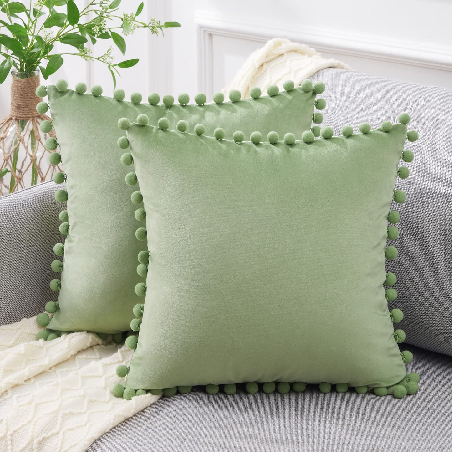 Topfinel Federe Cuscini in Velluto per Divano, Copricuscini Arredo Casa Moderni con Pom Poms, Fodere Cuscino in Tinta Unita Eleganti per Camera da Letto Salotto Sedia, 2 Pezzi,40x40 cm, Cream