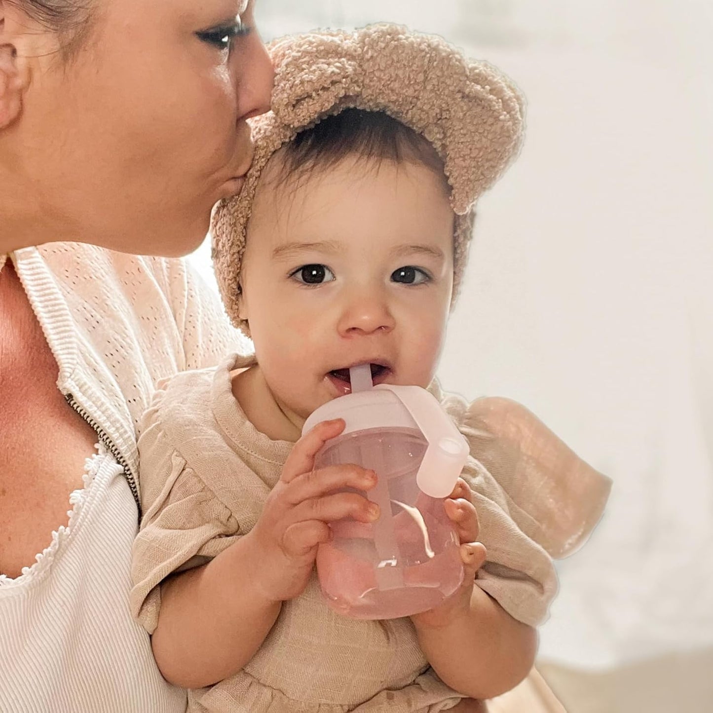 Moonkie Borraccia con Cannuccia, Bicchiere Antigoccia Bambini Silicone, Bicchiere con Cannuccia, Tazza con Cannuccia senza BPA, per Lavastoviglie, 6 Mesi+, 5oz(Argilla rossa/Avorio)