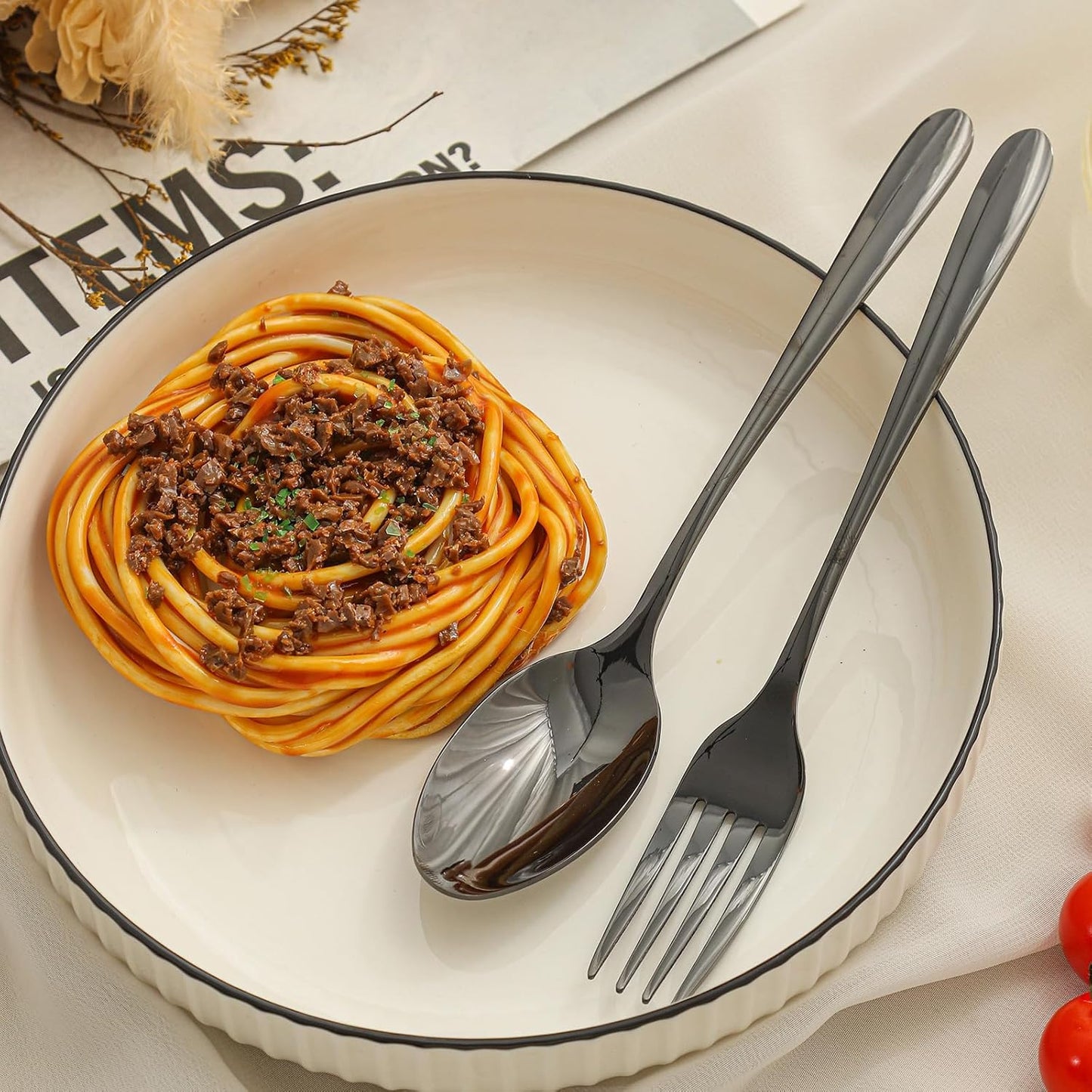Set Posate Nero 6 Persone in Acciaio Inox con Coltello Forchetta e Cucchiaio 24 Pezzi Elegante e Resistente per Casa e Ristorante