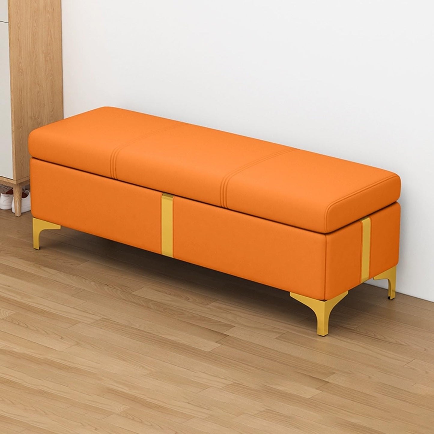 Interno moderno soggiorno pouf cassapanca contenitore, panca scarpiera con seduta Imbottito, panca contenitore camera da letto, mobile ingresso con scarpiera, panca fondo letto matrimoniale.