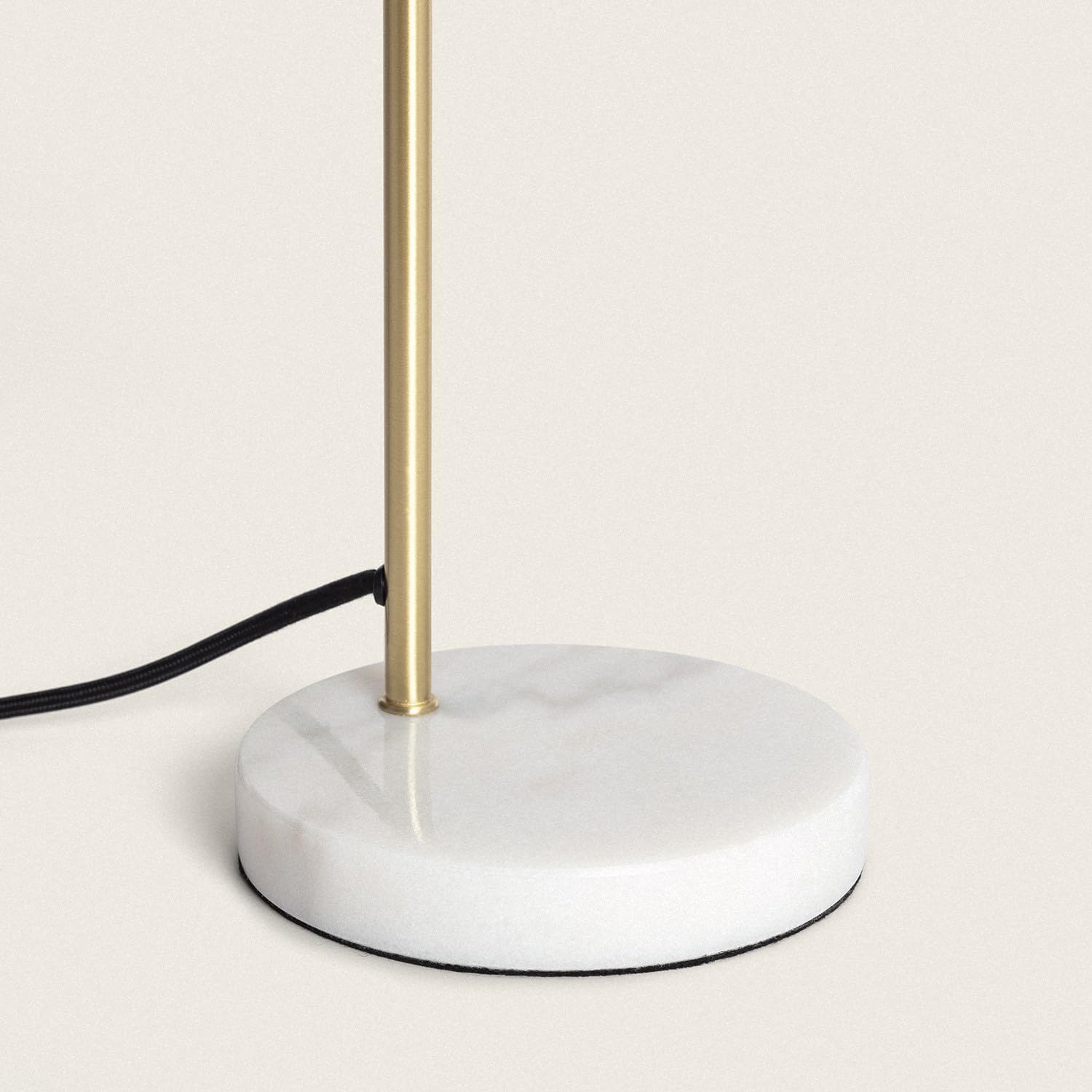 LEDKIA LIGHTING - Lampada da Tavolo Metallo e Vetro Lune | Design Moderno e Versatile | Compatibile con Lampadina G9 (non inclusa) | Adatta per Interni, Bianco
