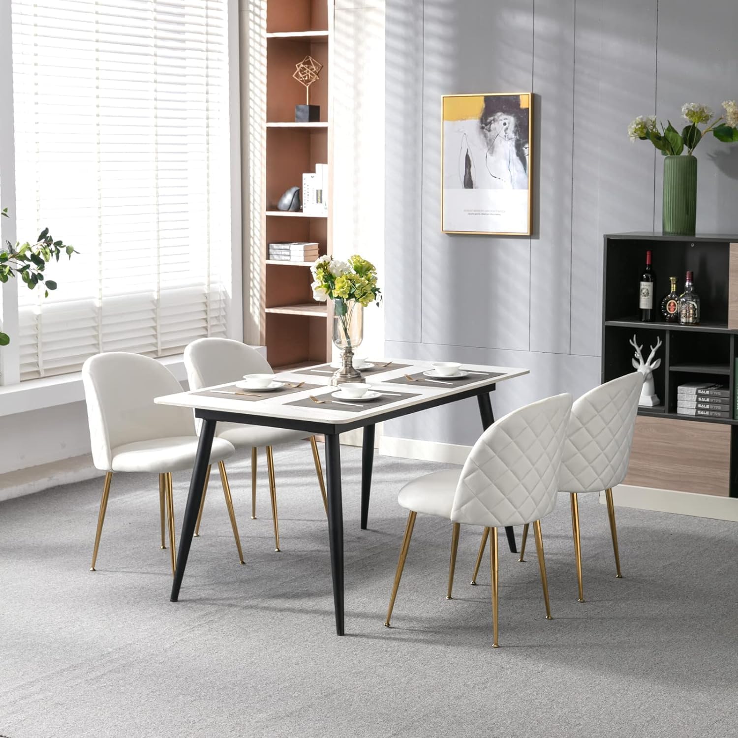 Set 4 pezzi Sedie Velluto Sala da Pranzo Moderne Sedie Cucina Beige Sedie Imbottite con Alto Schienale per Camera da Letto Soggiorno Gambe in d'Oro Metallo Regolabili