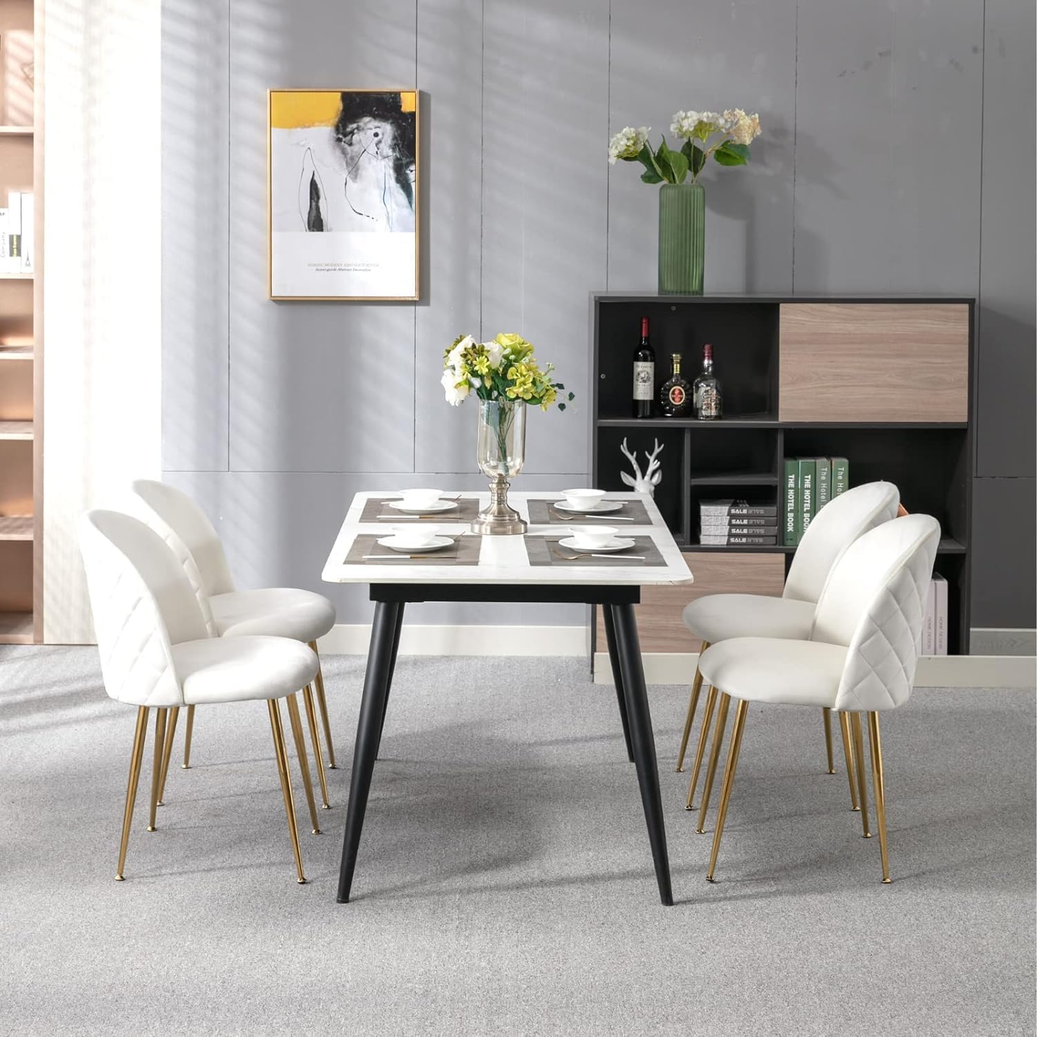 Set 4 pezzi Sedie Velluto Sala da Pranzo Moderne Sedie Cucina Beige Sedie Imbottite con Alto Schienale per Camera da Letto Soggiorno Gambe in d'Oro Metallo Regolabili