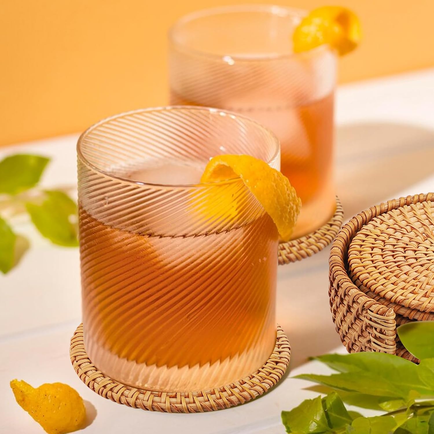 Set di sottobicchieri in rattan con supporto - Set da 6 sottobicchieri per bicchieri, tazze, bar - Sottobicchieri rotondi in sughero per bevande - Decorativi - Set di sottobicchieri in vetro