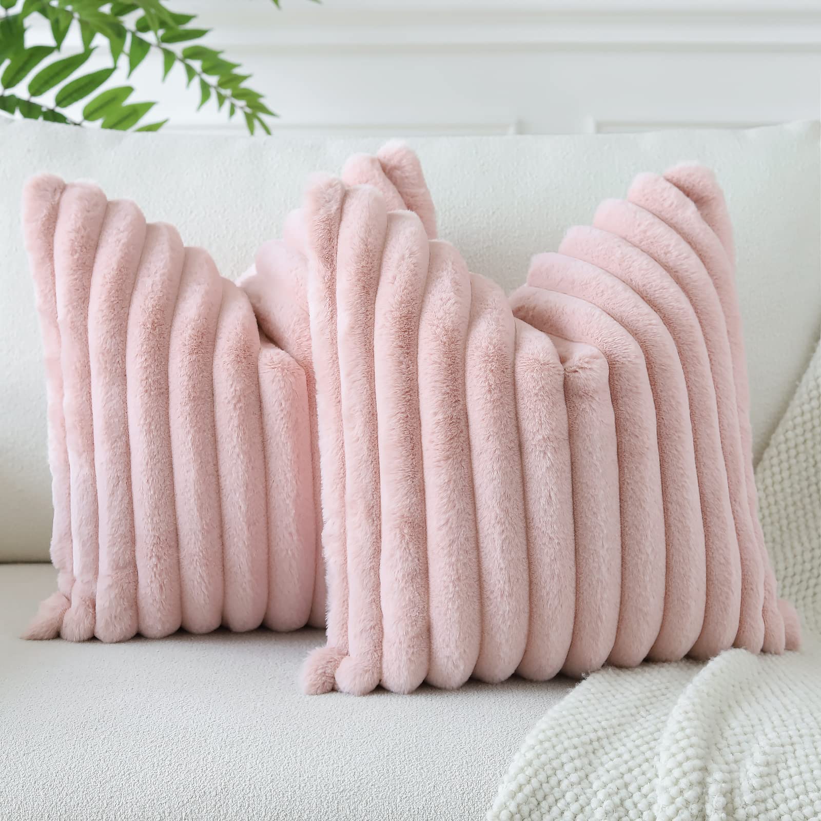 Soleebee Set di 2 federe decorative in velluto morbido, in pelliccia artificiale, per divano, camera da letto, casa, auto, 50 x 50 cm, beige e bianco)